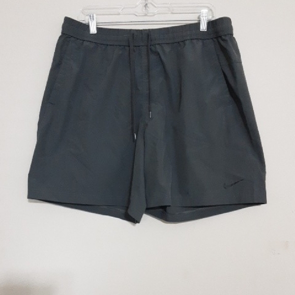 Nike Athletic Shorts  Training Dri-FIT Form 7inch men’s XL/TG retro gray outdoor - Picture 2 of 8